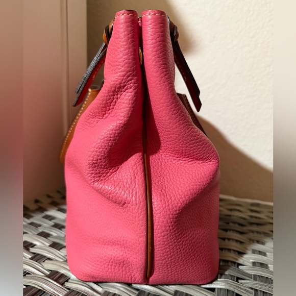 Dooney & Bourke Pink Pebbled Leather Double Zip Satchel Purse - Picture 13 of 16